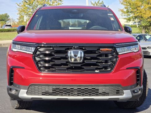 New 2025 Honda Pilot TrailSport image 13