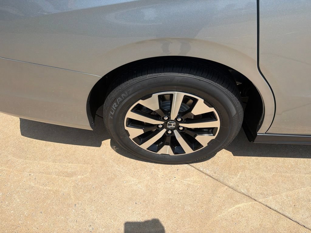 New 2026 Honda Odyssey EX-L image 10
