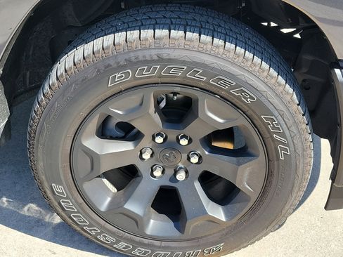 Used 2026 RAM 1500 Big Horn AWD/4WD image 8