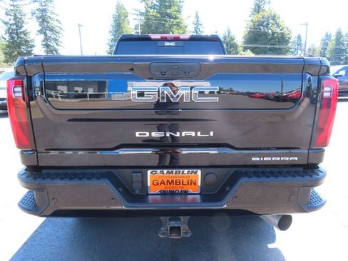 Used 2024 GMC Sierra 3500 Denali Ultimate AWD/4WD image 7