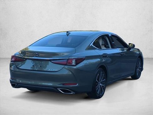 Used 2024 Lexus ES 350 w/ Premium Package image 5