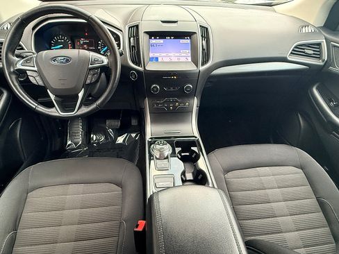 Used 2019 Ford Edge SEL AWD/4WD image 13