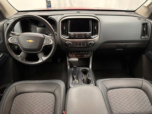 Used 2021 Chevrolet Colorado Z71 AWD/4WD image 7