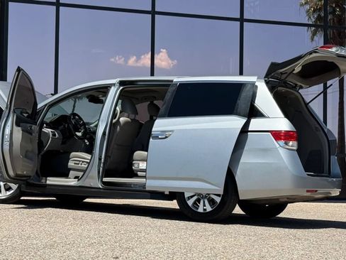 Used 2016 Honda Odyssey EX-L image 29