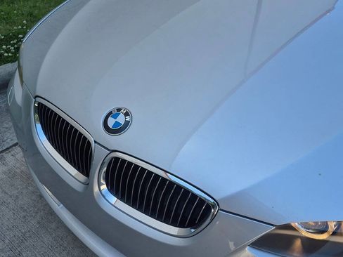 Used 2009 BMW 335i Convertible RWD image 13