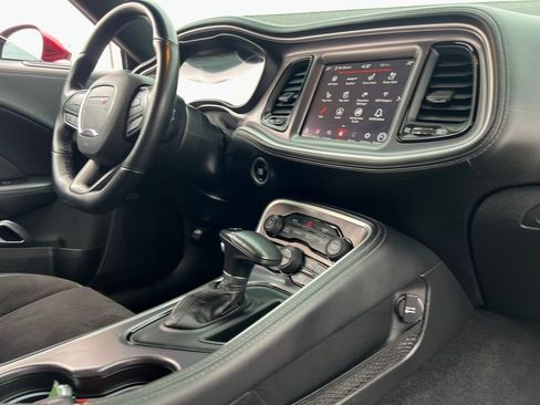 Used 2020 Dodge Challenger R/T Scat Pack w/ T/A Package image 29