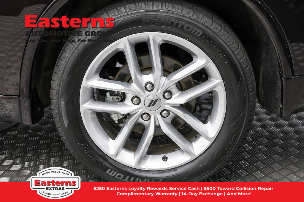 Used 2024 Dodge Durango GT RWD image 9