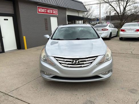 Used 2011 Hyundai Sonata SE w/ Navigation & Sunroof Pkg 4 image 8