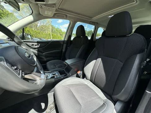 Certified 2023 Subaru Forester Premium AWD/4WD image 16