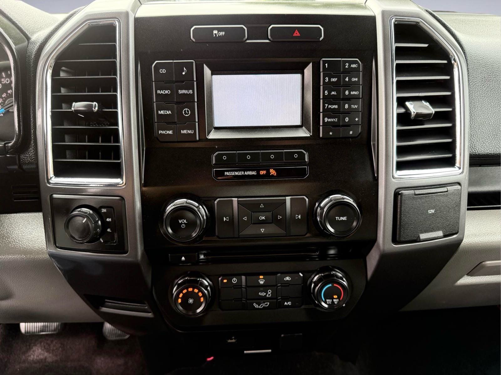 Used 2016 Ford F150 XLT AWD/4WD image 20