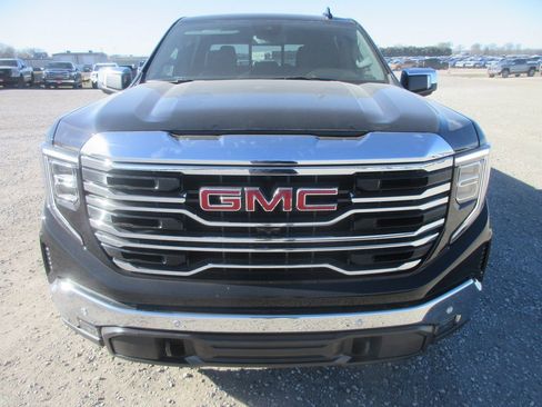 New 2026 GMC Sierra 1500 SLT w/ SLT Premium Plus Package image 12