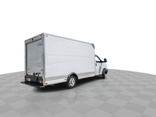 Used 2022 Chevrolet Express 3500 w/ Driver Convenience Package RWD image 8