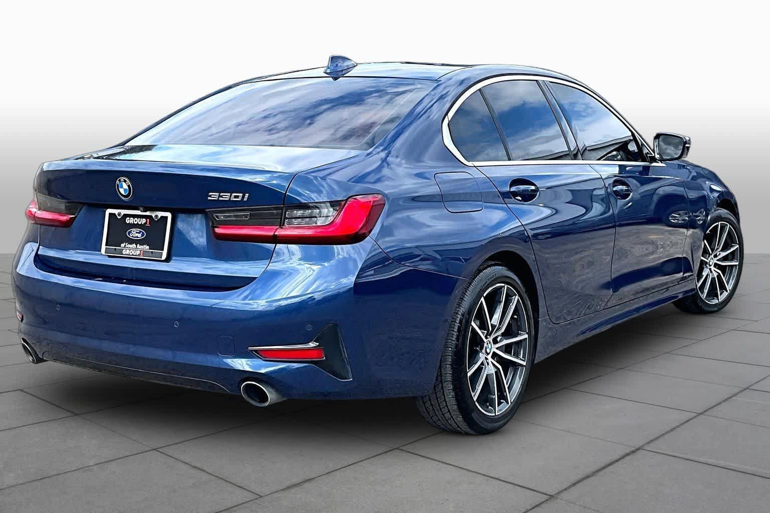 Used 2021 BMW 330i Sedan w/ Convenience Package RWD image 7