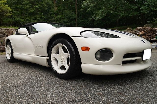 Used 1996 Dodge Viper RT/10 RWD image 12