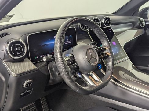 Used 2025 Mercedes-Benz GLC 43 AMG 4MATIC image 11