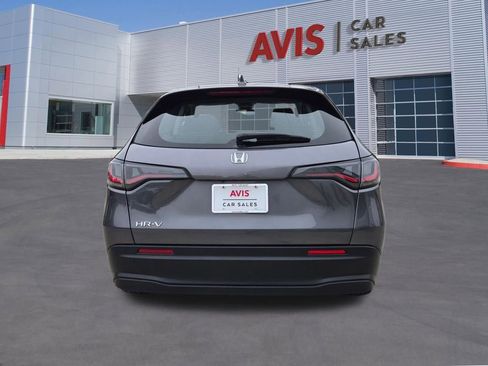 Used 2025 Honda HR-V LX image 7