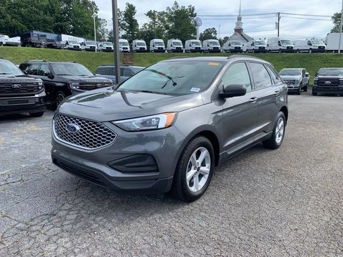 Used 2024 Ford Edge SE AWD/4WD image 4