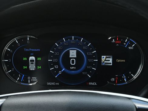 Used 2019 Cadillac Escalade Luxury RWD image 12