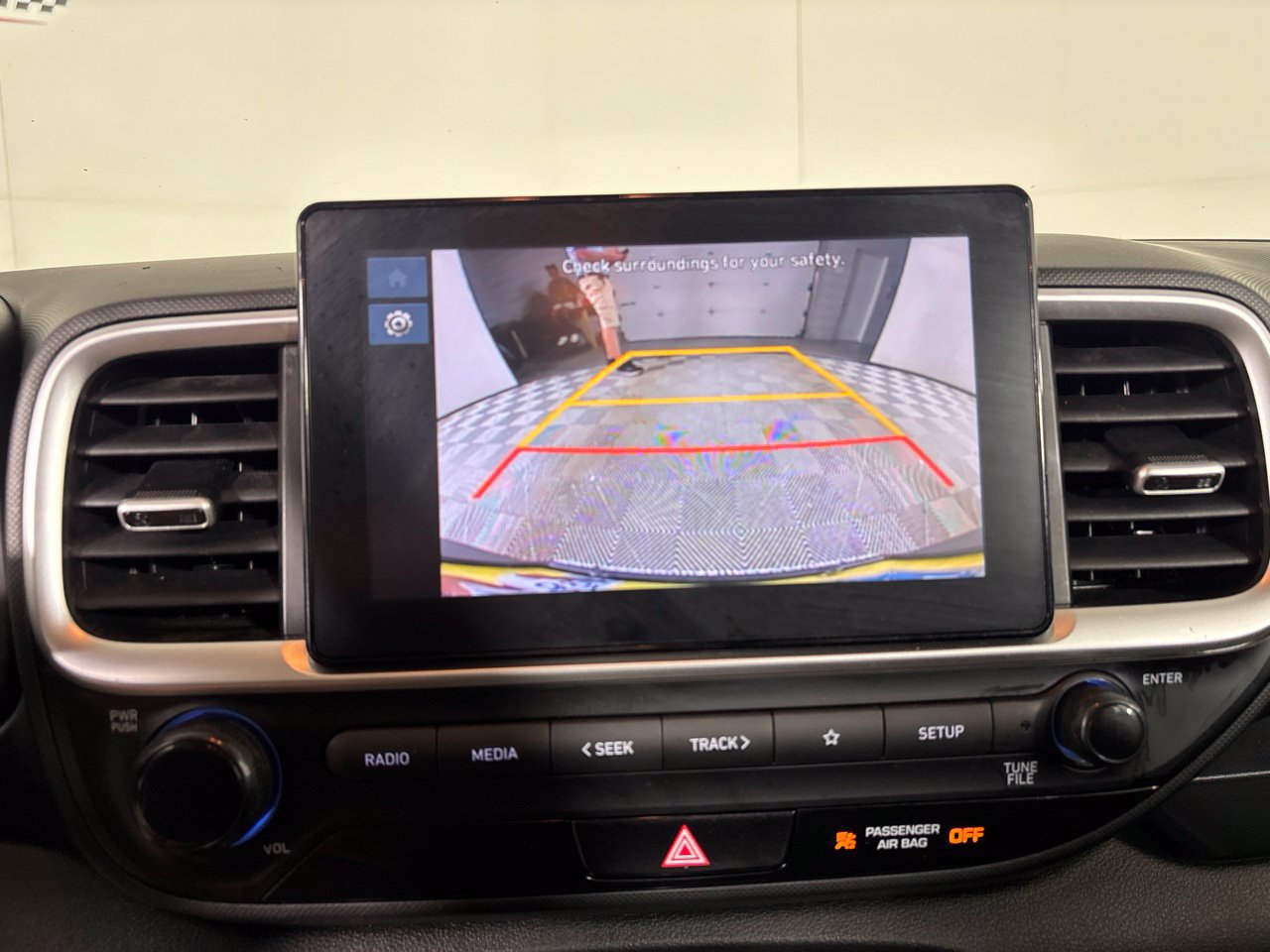 Used 2023 Hyundai Venue SEL FWD image 15
