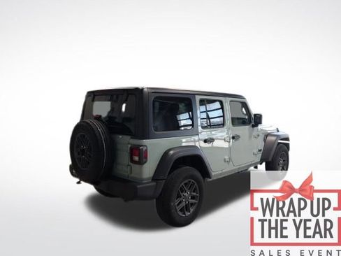 Used 2024 Jeep Wrangler Sport S image 27