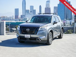 Used 2022 Nissan Pathfinder SV w/ SV Black Package FWD video 1