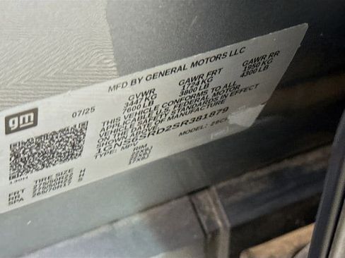 Used 2025 Chevrolet Tahoe Premier AWD/4WD image 35