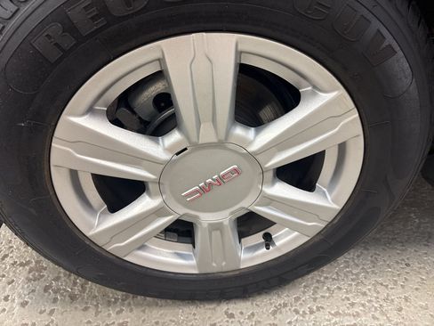 Used 2014 GMC Terrain SLE w/ LPO, Protection Package FWD image 36