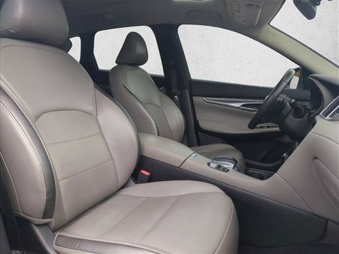 Used 2023 INFINITI QX50 Luxe FWD image 29