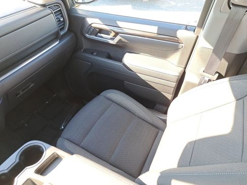 Used 2023 Chevrolet Silverado 1500 LT image 12