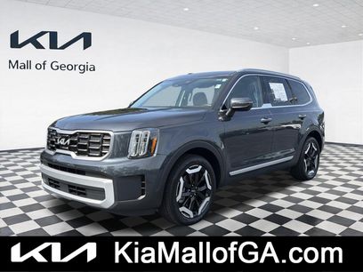 Used 2024 Kia Telluride S w/ S Sunroof Package