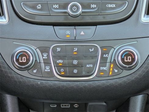 Used 2025 Chevrolet Malibu LT image 20