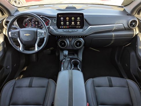 Certified 2024 Chevrolet Blazer Premier w/ Driver Confidence II Package image 18