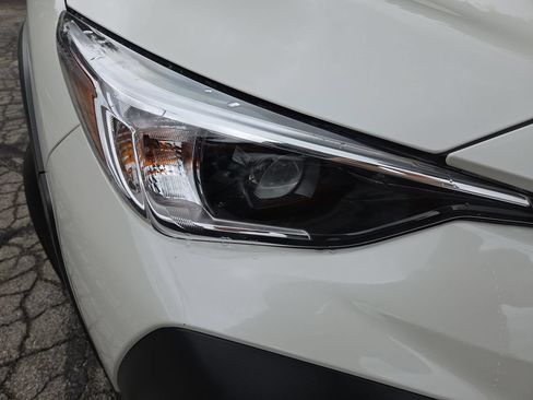 Certified 2024 Subaru Crosstrek 2.0i Premium AWD/4WD image 10