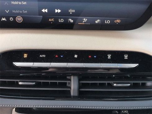 New 2026 Buick Enclave Preferred w/ Power Package image 9