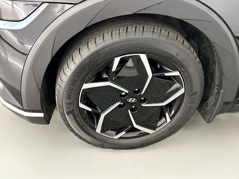 Used 2024 Hyundai Ioniq 5 SEL image 11