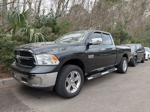 Used 2015 RAM 1500 Classic SLT image 9