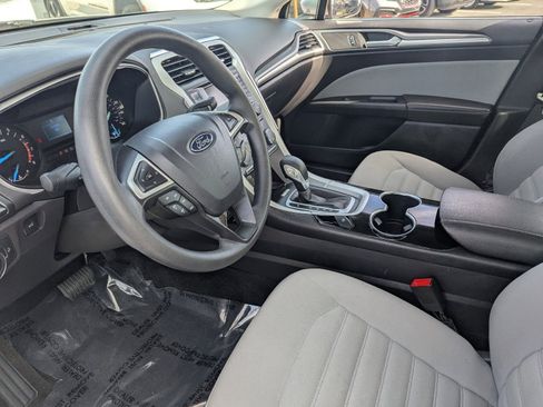 Used 2014 Ford Fusion S image 15