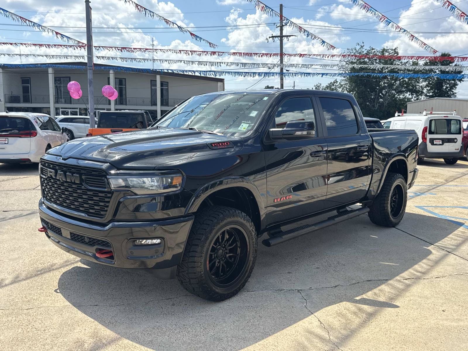 Used 2025 RAM 1500 Big Horn AWD/4WD image 3