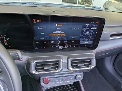 Used 2024 Ford Mustang GT Premium image 18