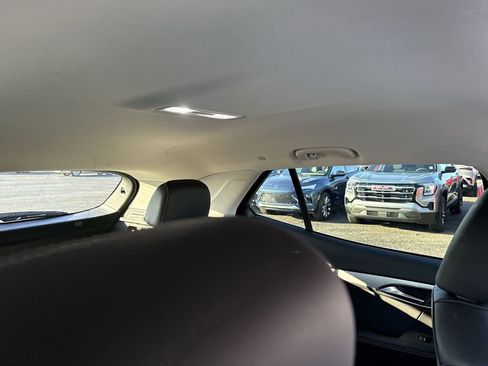 Certified 2025 Buick Envision Sport Touring image 14