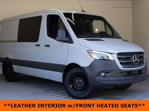 Used 2025 Mercedes-Benz Sprinter 2500 image 2