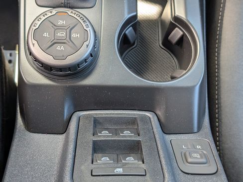 New 2026 Ford Bronco Badlands AWD/4WD image 18