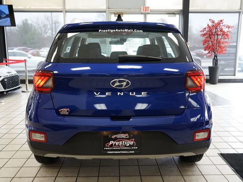 Used 2020 Hyundai Venue SEL image 14