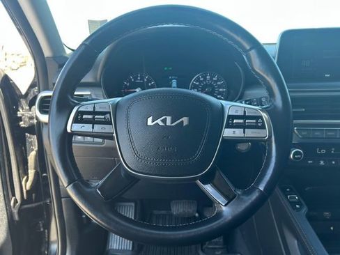 Used 2022 Kia Telluride EX w/ EX Premium Package image 11