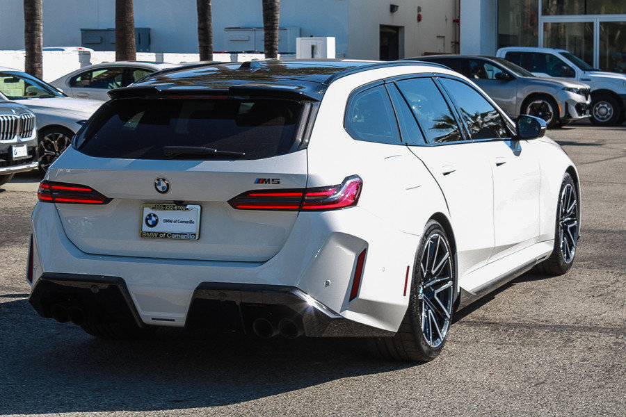 Used 2025 BMW M5 Touring w/ M Driver's Package AWD/4WD image 6