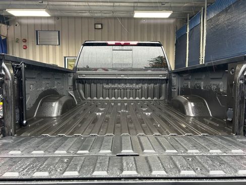 Used 2023 GMC Sierra 3500 Denali AWD/4WD image 25