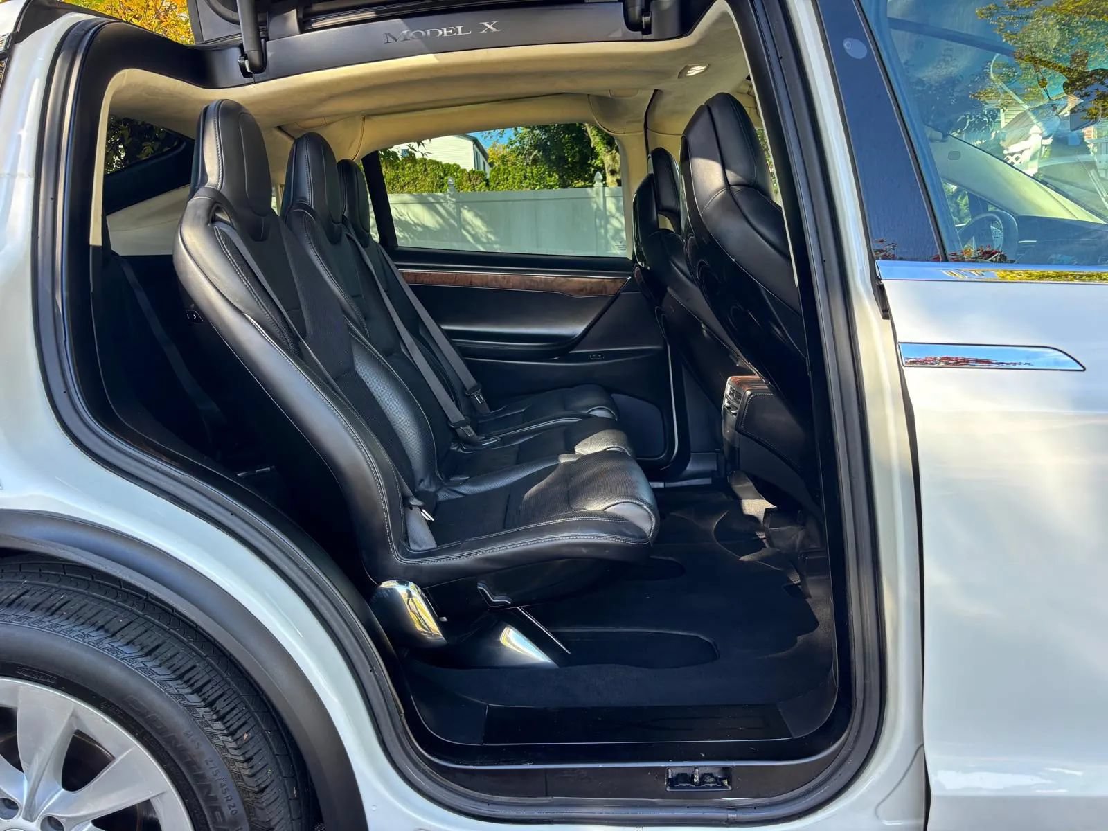 Used 2016 Tesla Model X 90D AWD/4WD image 29