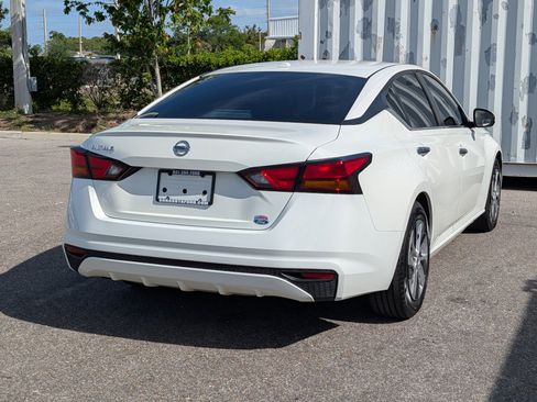 Used 2019 Nissan Altima 2.5 S image 4