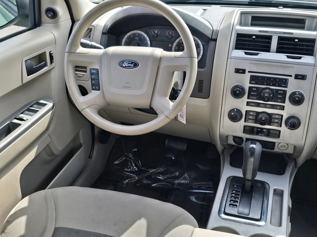 Used 2008 Ford Escape XLT AWD/4WD image 3