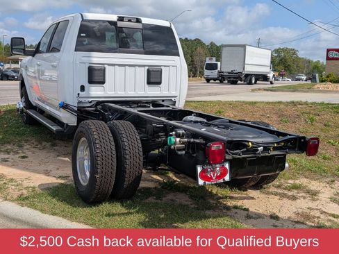 New 2026 RAM 3500 Big Horn w/ Laramie Trim Package AWD/4WD image 5